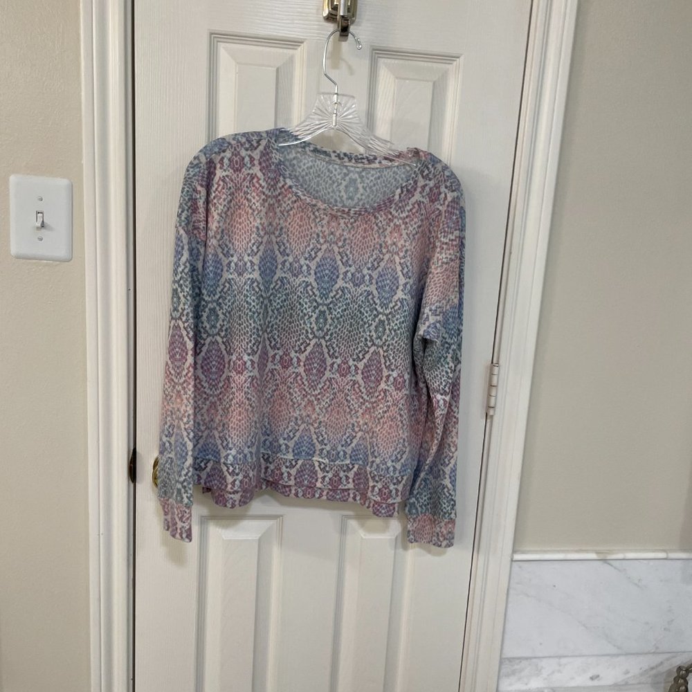 Onzie Matching Set Leggings and Light Sweatshirt, NEVER WORN XS